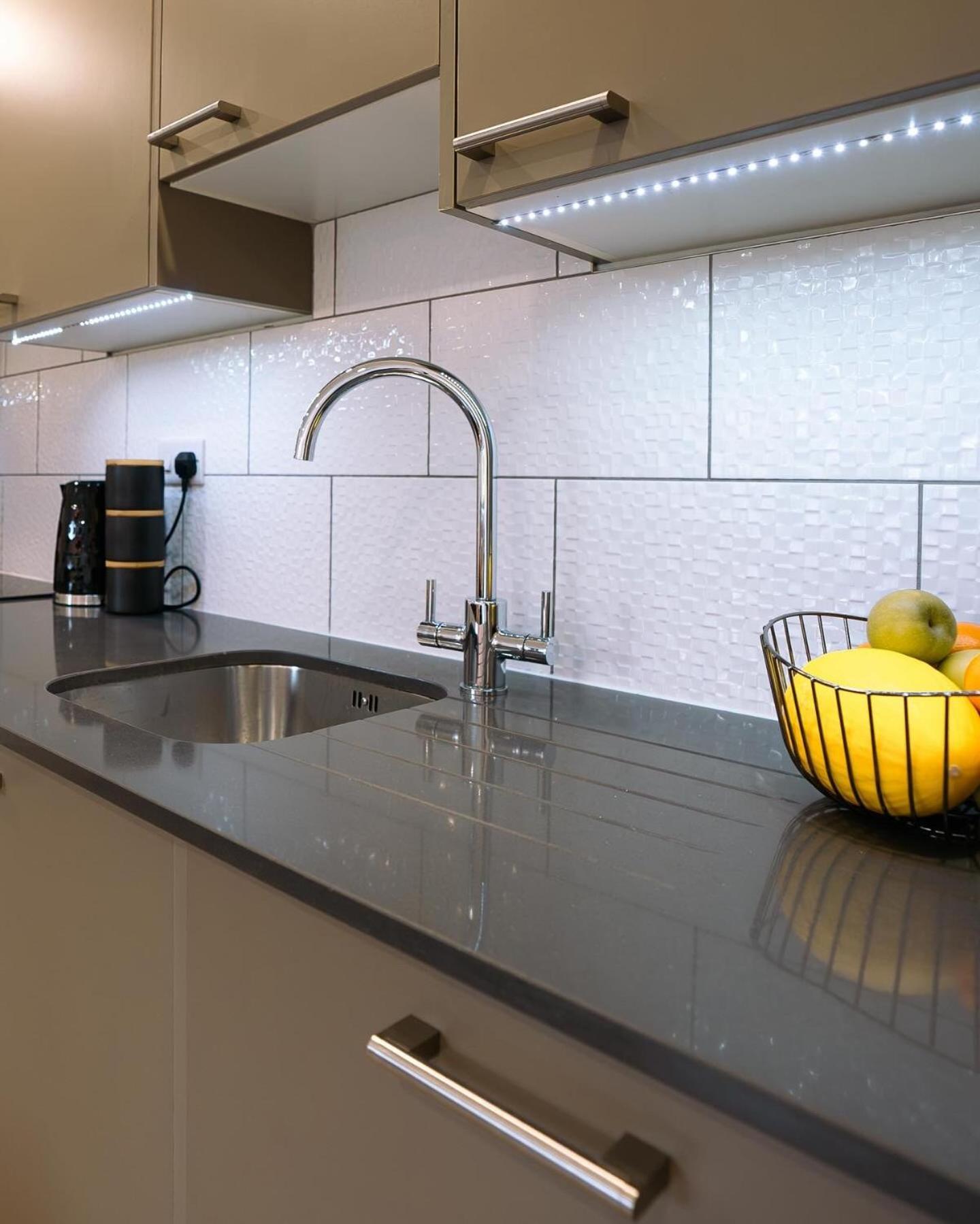 אקסטר Modern City Centre Apartment מראה חיצוני תמונה
