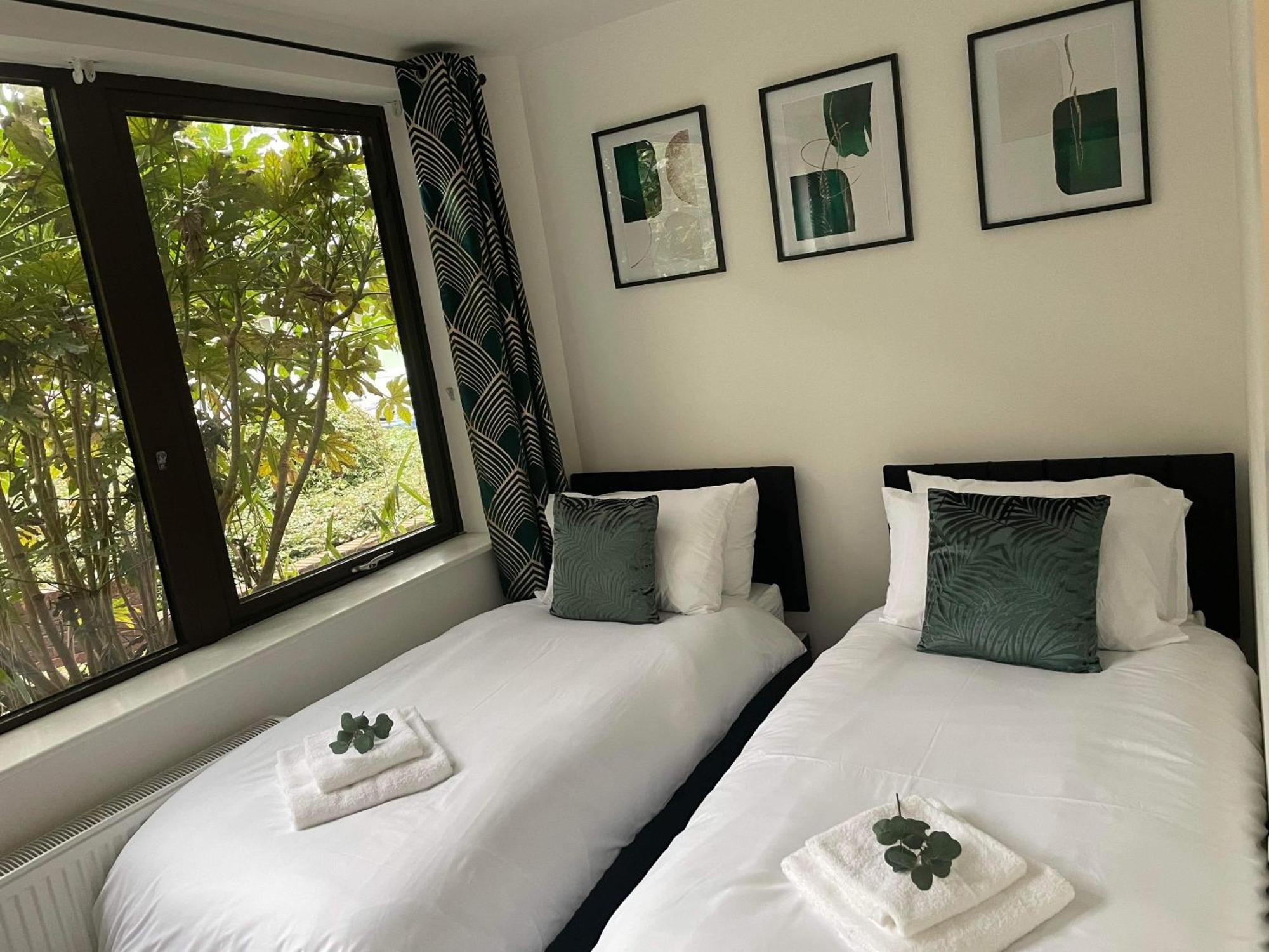 אקסטר Modern City Centre Apartment מראה חיצוני תמונה