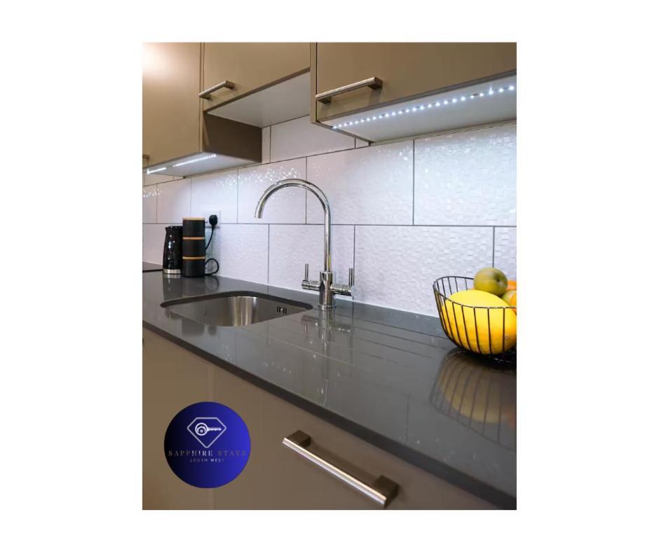 אקסטר Modern City Centre Apartment מראה חיצוני תמונה